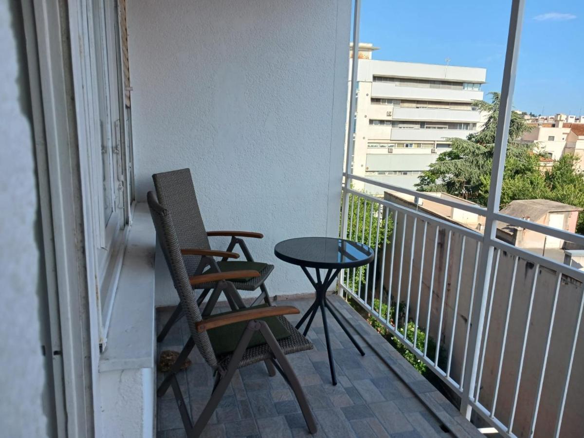 Room With Private Toilet And Terrace In City Center In Shared Apartment Сплит Екстериор снимка