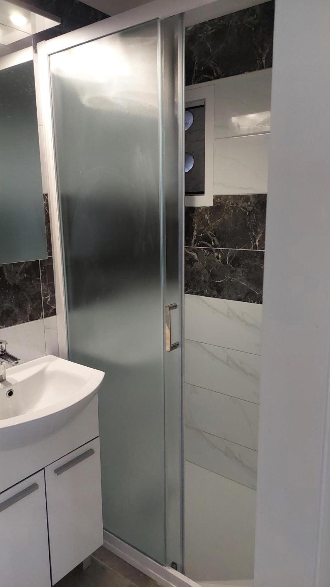 Room With Private Toilet And Terrace In City Center In Shared Apartment Сплит Екстериор снимка